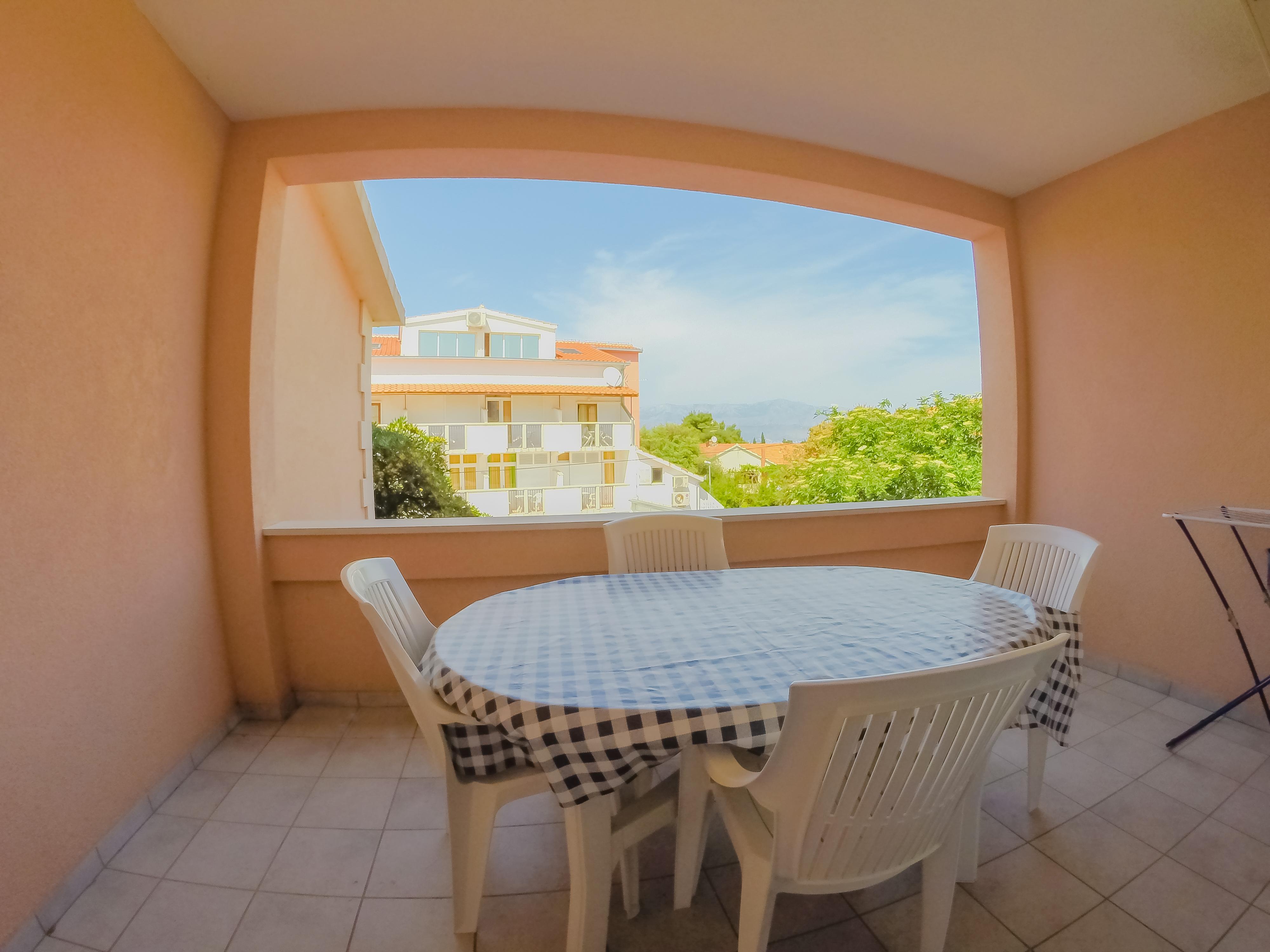 Midea Appartement Supetar